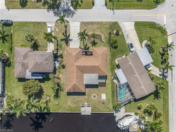 Cape Coral, 805 Miramar Ct, Cape Coral, Florida 33904, image 1