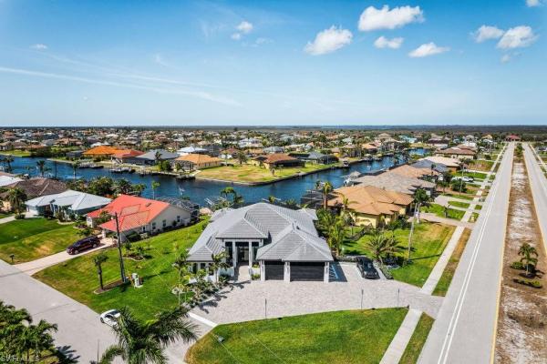 Cape Coral, 2718 Gleason Pkwy, Cape Coral, Florida 33914, image 3