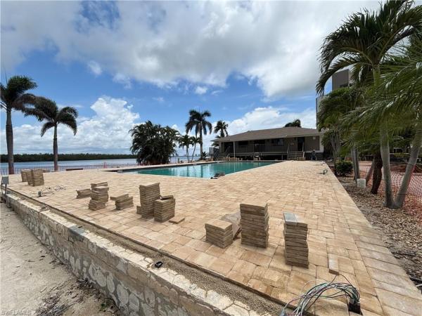 Harbour Pointe At Bay Beach, 4265 Bay Beach Ln #524, Fort Myers Beach, Florida 33931, image 2