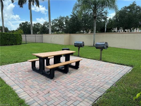 Huntington Lakes, 6720 Huntington Lakes Cir #202, Naples, Florida 34119, image 2