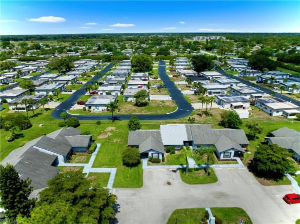 Beacon Square, 10566 Quincy Ct, Lehigh Acres, Florida 33936, image 2