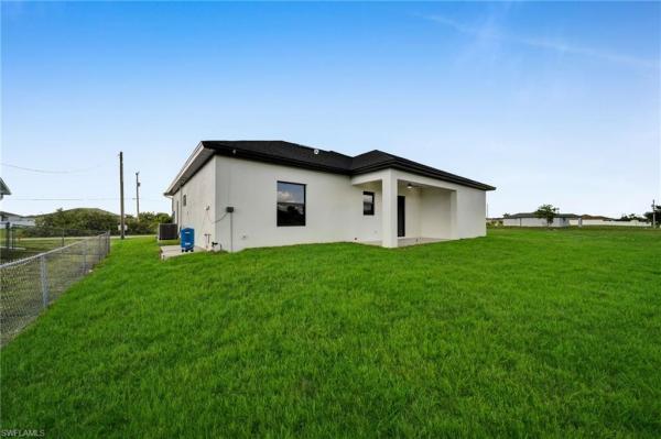 Cape Coral Residential, 1617 7th Pl, Cape Coral, Florida 33993, image 3