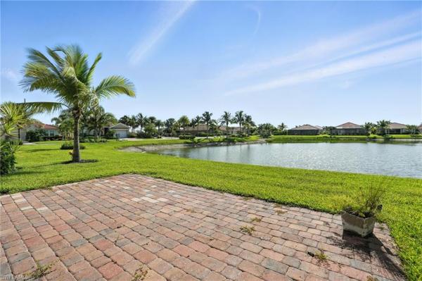 3030 Sunset Pointe Cir, Cape Coral, Florida 33914, image 1