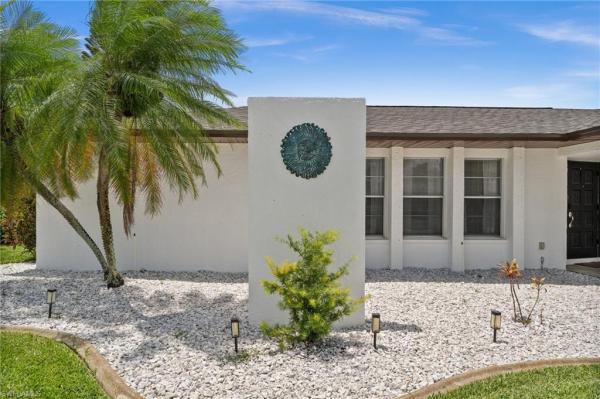 Cape Coral, 1410 31st Ter, Cape Coral, Florida 33904, image 1