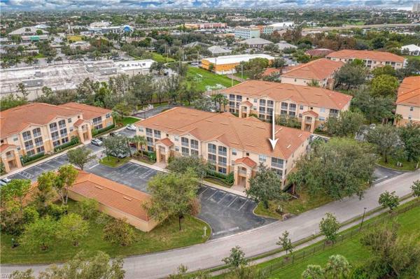 The Enclave At College Pointe, 9015 Colby Dr #2010, Fort Myers, Florida 33919, image 3