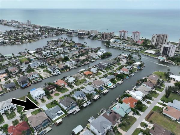 Conners At Vanderbilt Beach, 291 Heron Ave, Naples, Florida 34108, image 2
