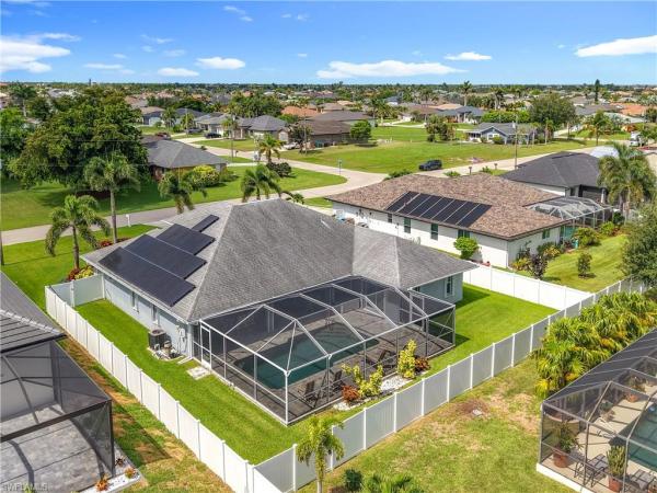 Cape Coral Residential, 2103 26th Ter, Cape Coral, Florida 33914, image 2