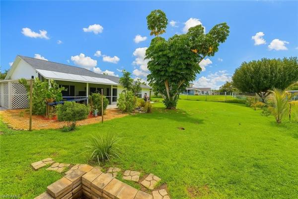 Cape Coral Residential, 2217 15th Ter, Cape Coral, Florida 33990, image 2