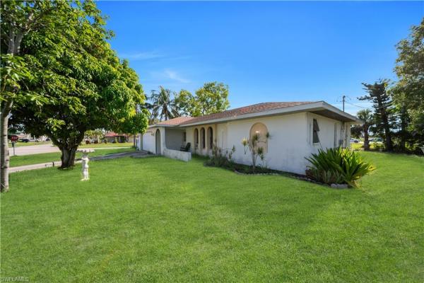 Cape Coral, 2501 8th Pl, Cape Coral, Florida 33904, image 3