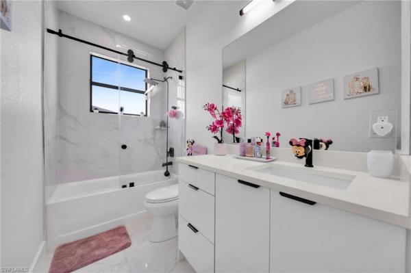 Cape Coral, 523 16th Pl, Cape Coral, Florida 33993, image 1