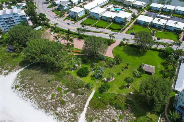 1950 N Gulf Shore Blvd #114, Naples, Florida 34102, image 1