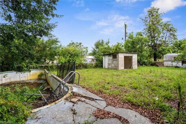 Country Estates, 442 Muskegon Ave, Fort Myers, Florida 33905, image 1