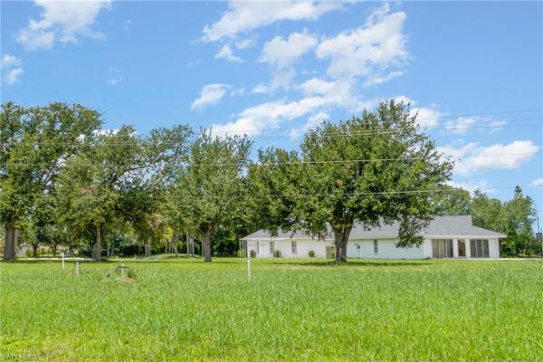 Cape Coral Residential, 928 5th Pl, Cape Coral, Florida 33990, image 2
