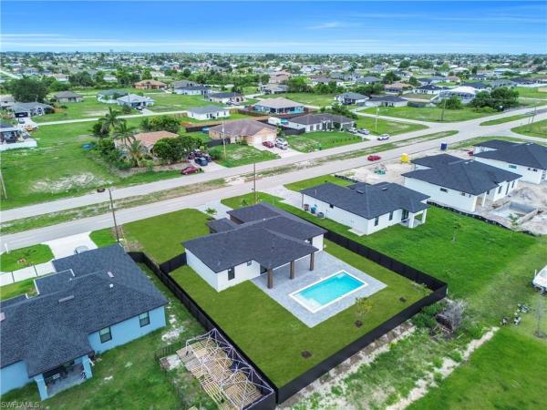 2018 N Nelson Rd, Cape Coral, Florida 33993, image 2