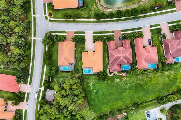 Mockingbird Crossing, 1387 Mockingbird Dr, Naples, Florida 34120, image 1
