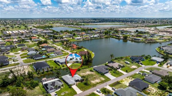 Cape Coral Residential, 1421 2nd St, Cape Coral, Florida 33993, image 2