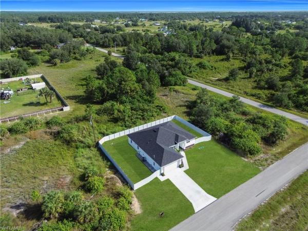 3805 16th St, Lehigh Acres, Florida 33972, image 1