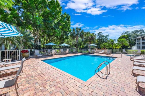 6010 Chardonnay Ln #304, Naples, Florida 34119, image 1