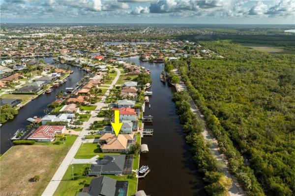 Cape Coral Residential, 2313 20th Pl, Cape Coral, Florida 33990, image 2