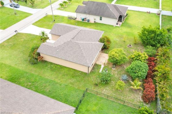 Cape Coral Residential, 1802 15th Ter, Cape Coral, Florida 33991, image 2