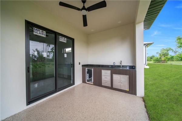 Cape Coral Residential, 2032 34th St, Cape Coral, Florida 33909, image 1