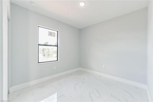 3707 20th St, Alva, Florida 33920, image 1