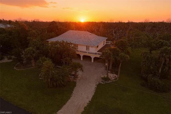 Gumbo Limbo, 1674 Bunting Ln, Sanibel, Florida 33957, image 2