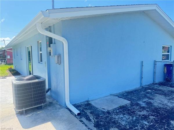 Trailwinds, 2209 Delta St, Fort Myers, Florida 33907, image 1