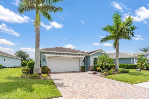 Savannah Lakes, 14837 Windward Ln, Naples, Florida 34114, image 1