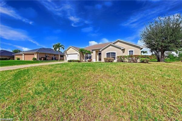 Cape Coral, 831 5th Ter, Cape Coral, Florida 33991, image 1