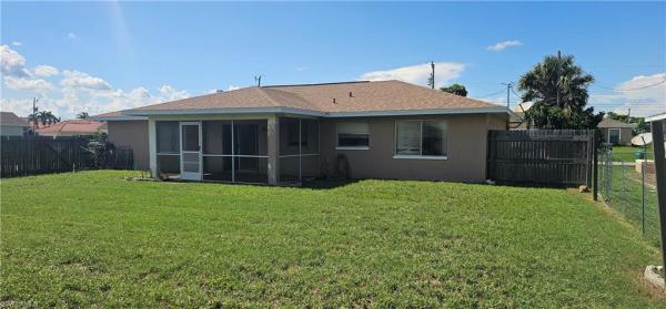 Cape Coral Residential, 1404 10th Ter, Cape Coral, Florida 33990, image 2
