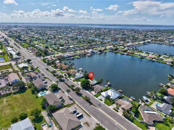 Cape Coral Residential, 504 W Cape Coral Pkwy, Cape Coral, Florida 33914, image 2