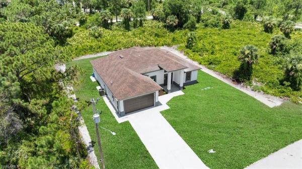 Lehigh Acres, 624 S Beach Ave, Lehigh Acres, Florida 33974, image 3