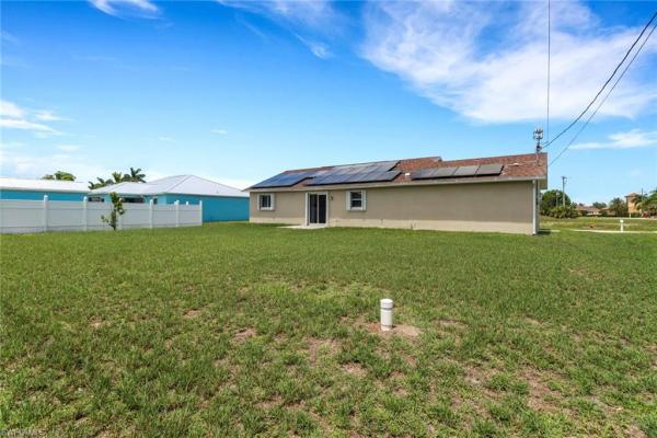 Cape Coral Residential, 4535 15th Pl, Cape Coral, Florida 33914, image 2