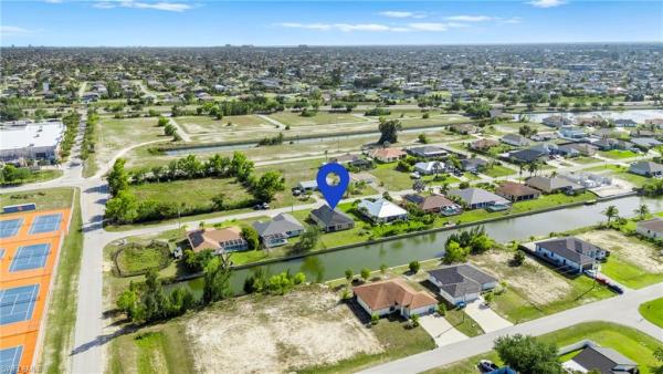 Cape Coral Residential, 321 23rd Ter, Cape Coral, Florida 33991, image 2