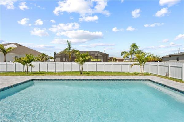Cape Coral, 10 35th Ave, Cape Coral, Florida 33993, image 1