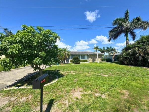 Cape Coral Residential, 2832 17th Pl, Cape Coral, Florida 33904, image 2