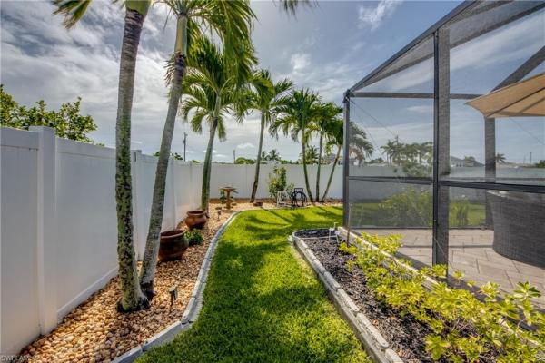 Cape Coral Residential, 4425 14th Pl, Cape Coral, Florida 33914, image 2