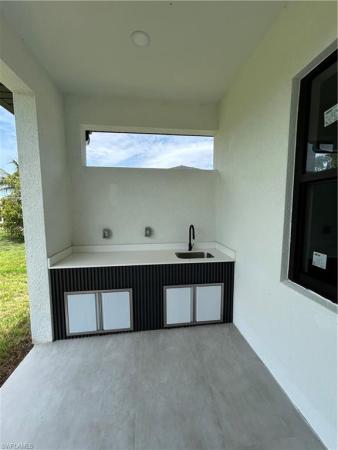 Cape Coral Residential, 304 E Jacaranda Pkwy, Cape Coral, Florida 33909, image 3