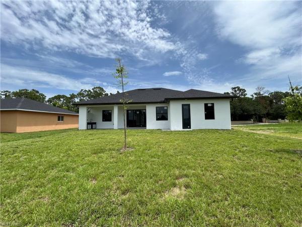 Cape Coral Residential, 304 E Jacaranda Pkwy, Cape Coral, Florida 33909, image 2