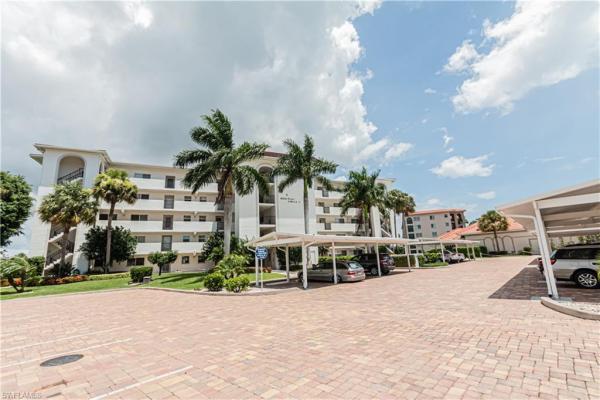 1 W High Point Cir #102, Naples, Florida 34103, image 1