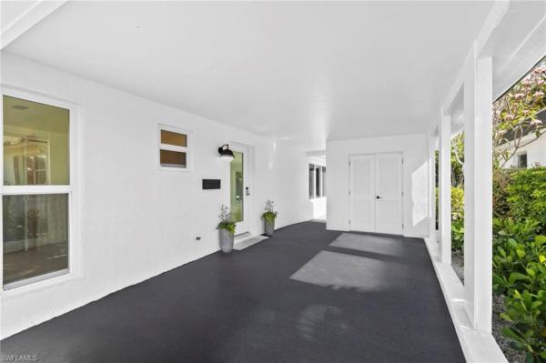 Royal Park Villas, 17 Knights Bridge Rd, Naples, Florida 34112, image 1