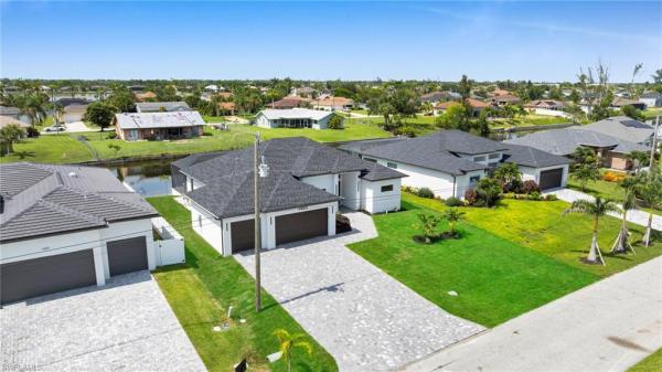 Cape Coral Residential, 1405 28th Ter, Cape Coral, Florida 33914, image 3