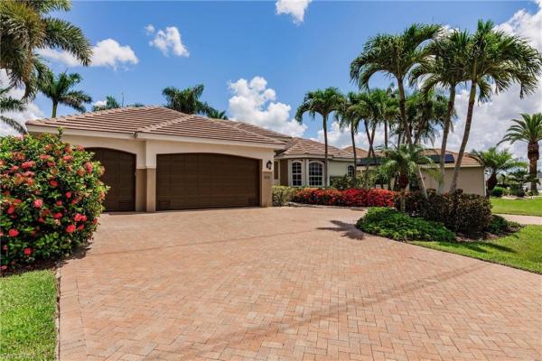 Cape Coral, 2521 W Cape Coral Pkwy, Cape Coral, Florida 33914, image 2