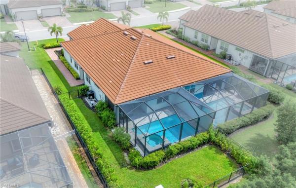 Riverside Avenue Villas, 1163 Town And River Dr, Fort Myers, Florida 33919, image 2