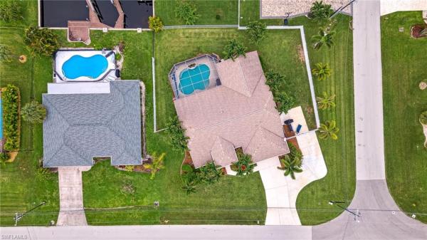 Cape Coral Residential, 2606 20th Pl, Cape Coral, Florida 33904, image 2