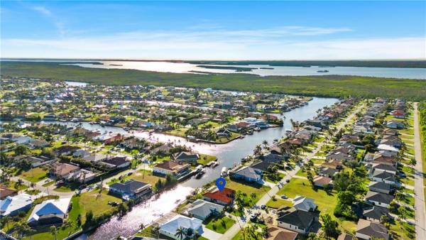 Cape Coral Residential, 2712 25th St, Cape Coral, Florida 33914, image 3