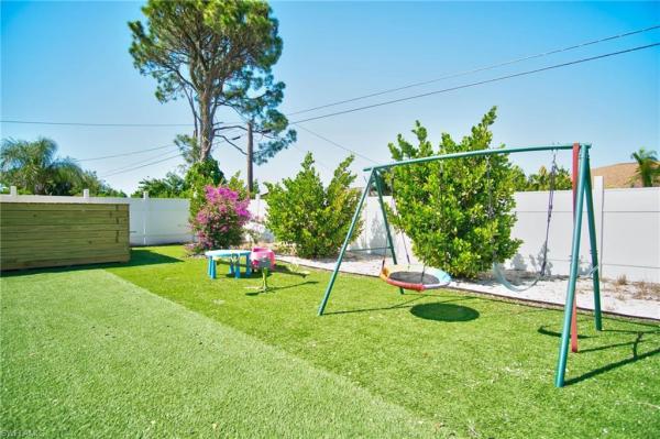 Willoughby Acres, 181 Mentor Dr, Naples, Florida 34110, image 1