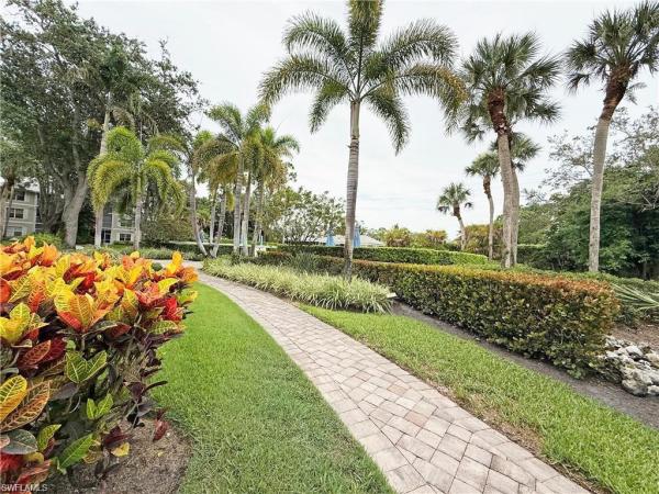 218 Sugar Pine Ln #218, Naples, Florida 34108, image 1
