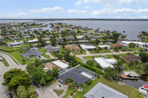 Cape Coral, 4925 S Del Prado Blvd, Cape Coral, Florida 33904, image 3